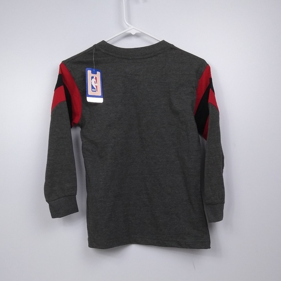 FINAL SALE 🌿CHICAGO BULLS🌿 - Picture 3 of 3